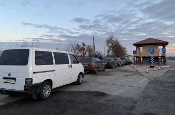 Пункт пропуска "Бобровники" на белорусско-польской границе