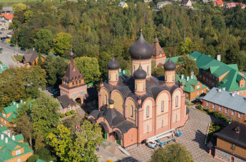 Пюхтицкий Успенский женский монастырь