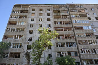 Последствия обстрела ВСУ Первомайска в ЛНР