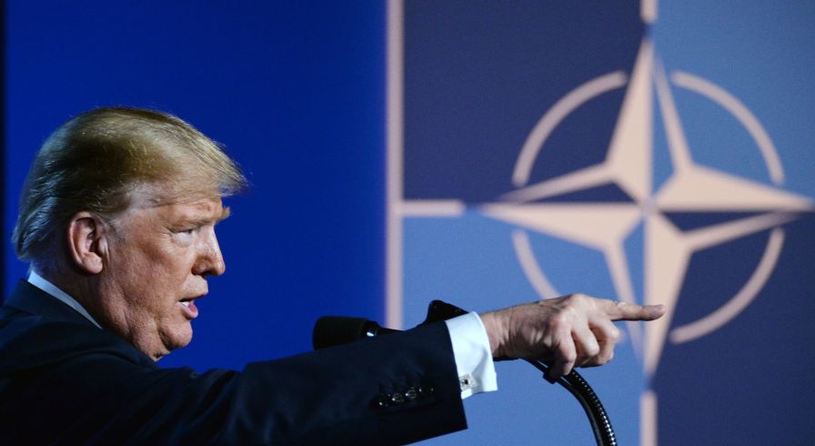 Президент США Дональд Трамп на саммите глав государств и глав правительств стран-участниц Североатлантического альянса (НАТО) в Брюсселе