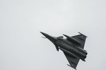 Истребитель ВВС Франции Rafale
