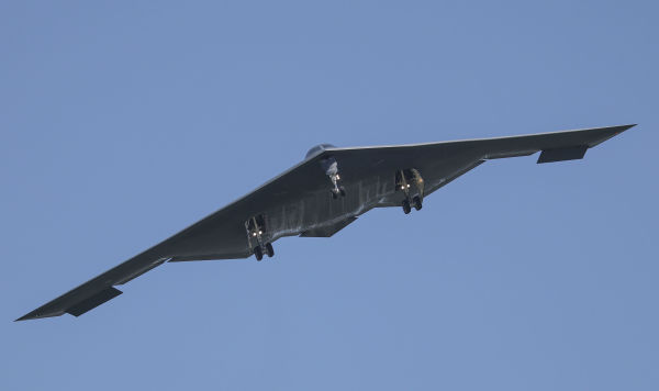 Стратегический бомбардировщик ВВС США B-2 Стратегический бомбардировщик ВВС США B-2