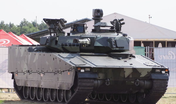 Боевая машина пехоты Stridsfordon 90 Боевая машина пехоты Stridsfordon 90