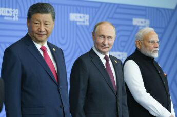 XVI саммит БРИКС. Совместное фотографирование глав делегаций стран БРИКС