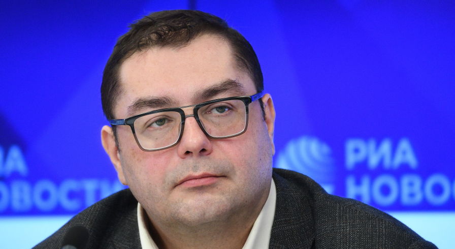 Руководитель исследовательских программ Фонда "Историческая память" Владимир Симиндей