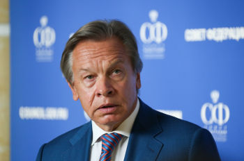 Председатель Комиссии Совета Федерации по информационной политике и взаимодействию со СМИ Алексей Пушков