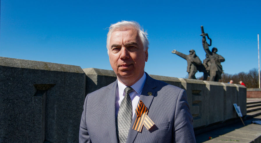 Латвийский историк Виктор Гущин