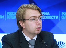 Аналитик Центра общественно-политических исследований "Русская Балтика" Александр Носович во время пресс-конференции, посвященной презентации доклада "Наследие Второй мировой войны в странах Балтии: как восстановить справедливость для жертв нацистских преступлений"
