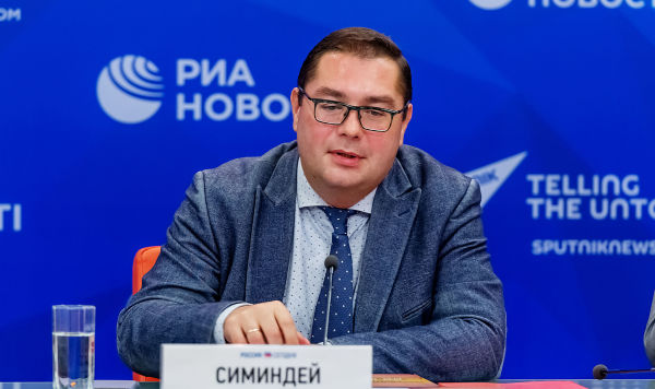Владимир Симиндей на презентации книги "Вынужденный альянс. Советско-балтийские отношения и международный кризис 1939-1940", 21 августа 2019 года